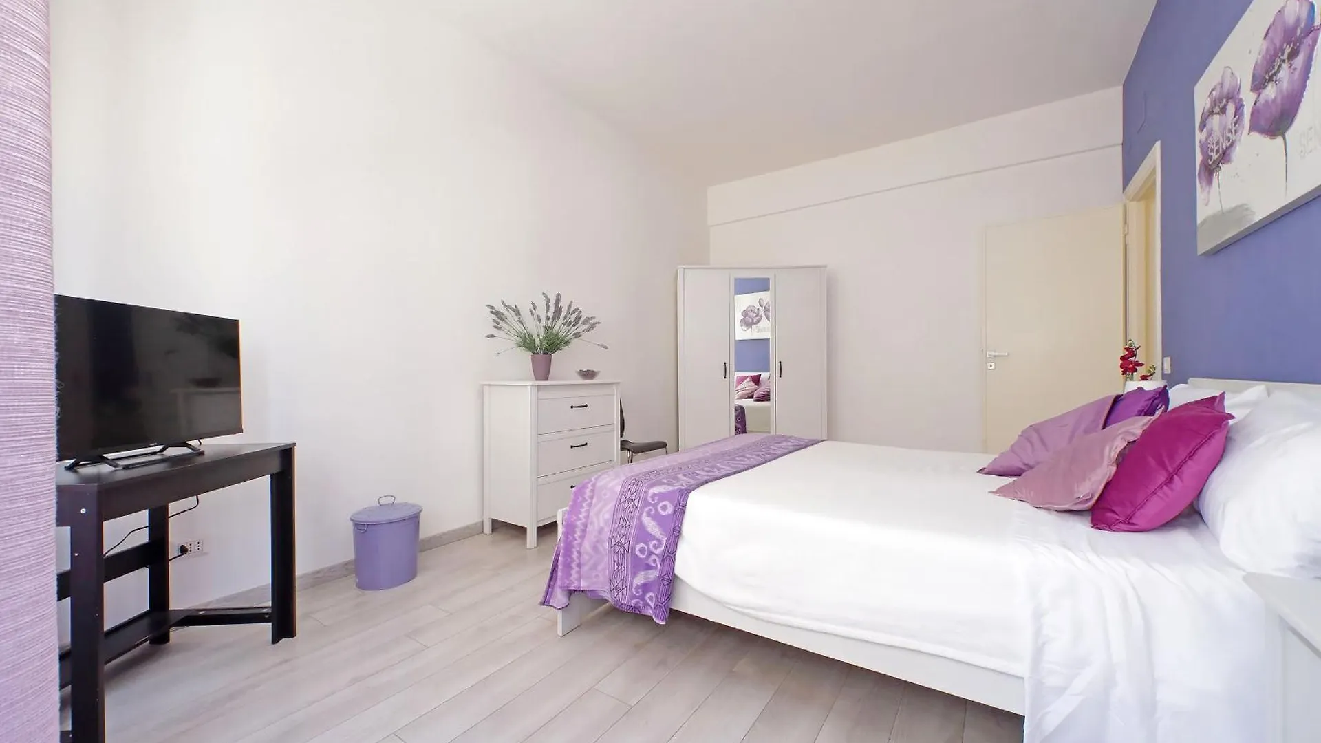 Victoria Apartment Rome 0*,  Italy